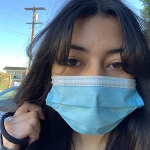 Meet your Posher, April